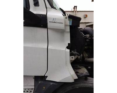 Freightliner Cascadia 126 Right Cowl