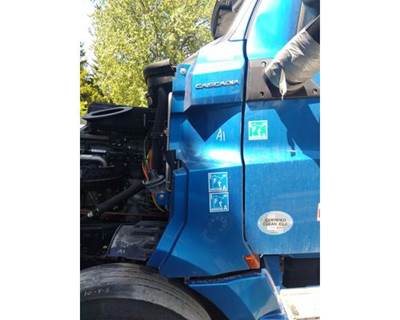 Freightliner Cascadia 126 Left Cowl