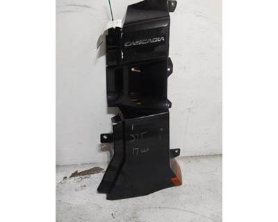 Freightliner Cascadia 126 Left Cowl