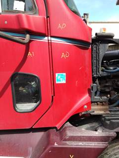 Freightliner Century Class 120 Right Cowl for a Freightliner CENTURY 120