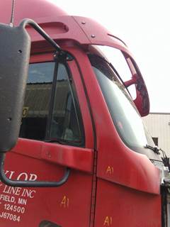 Freightliner Century Class 120 Right Cowl for a Freightliner CENTURY 120