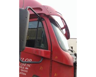 Freightliner Century Class 120 Right Cowl for a Freightliner CENTURY 120
