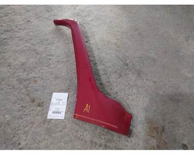 Freightliner Century Class 120 Right Cowl for a Freightliner CENTURY 120