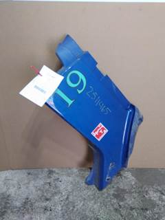 Freightliner Columbia 120 Right Cowl