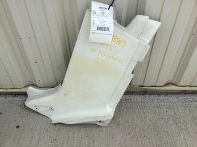 Freightliner Columbia 120 Cowl