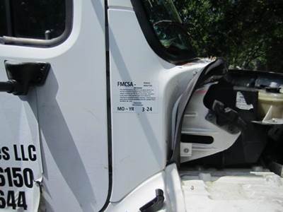 Freightliner M2 106 Right Cowl