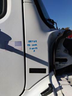 Freightliner M2 106 Right Cowl