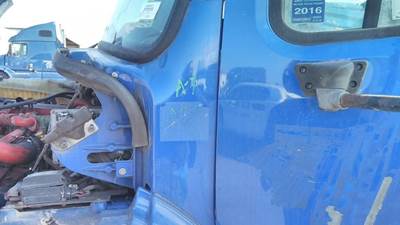 Freightliner M2 106 Left Cowl