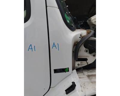 Freightliner M2 106 Right Cowl