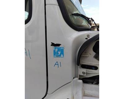 Freightliner M2 112 Right Cowl