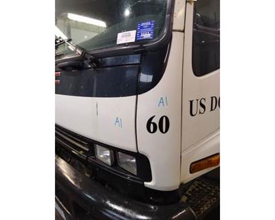 GMC T7500 Left Cowl