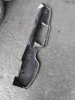 International 9200i Cowl