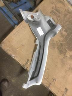 International ProStar Right Cowl for a International PROSTAR 125