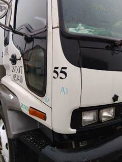 Isuzu FTR Right Cowl