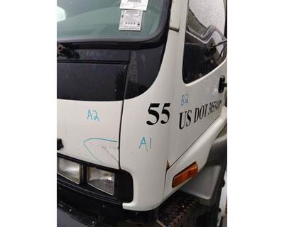Isuzu FTR Left Cowl