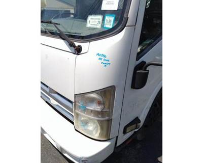 Isuzu NPR Left Cowl