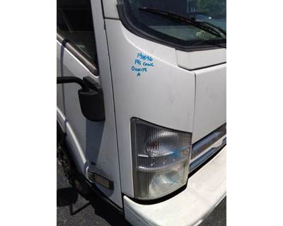 Isuzu NPR Right Cowl
