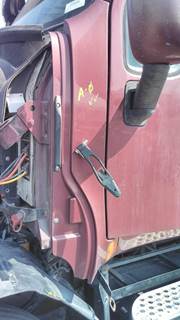 Kenworth T2000 Left Cowl