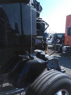 Kenworth T680 Right Cowl