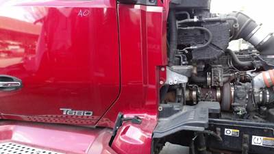 Kenworth T680 Right Cowl