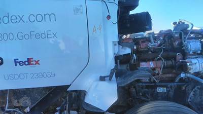 Kenworth T680 Right Cowl