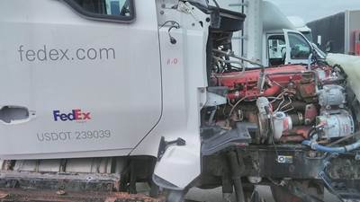 Kenworth T680 Right Cowl