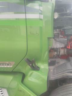 Kenworth T680 Right Cowl