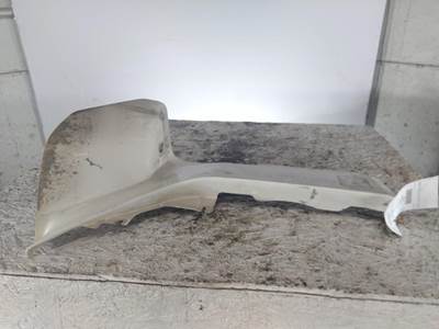 Kenworth T680 Left Cowl