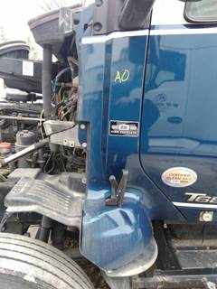 Kenworth T680 Left Cowl