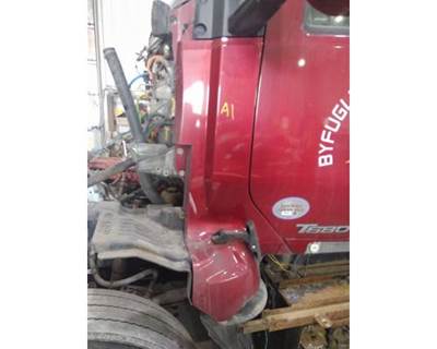 Kenworth T680 Left Cowl