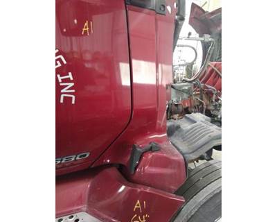 Kenworth T680 Right Cowl