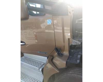 Kenworth T680 Right Cowl