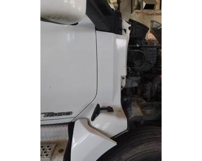 Kenworth T680 Right Cowl