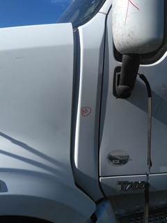 Kenworth T700 Left Cowl