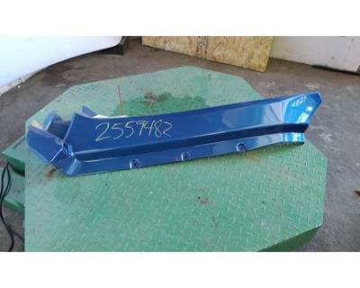 Kenworth T700 Right Cowl