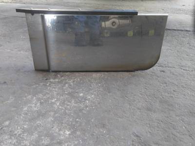 Kenworth W900 Right Cowl