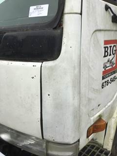 Nissan UD2000 Left Cowl for a Ud-Nissan UD2000