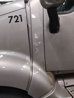 Peterbilt 387 Left Cowl