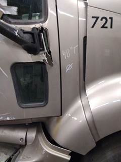 Peterbilt 387 Right Cowl