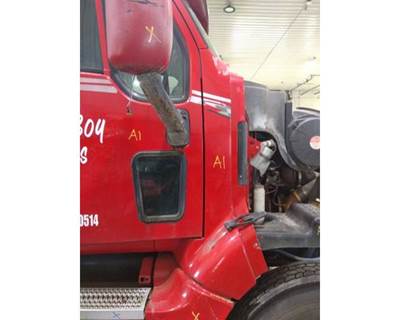 Peterbilt 387 Right Cowl