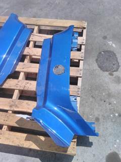 Peterbilt 579 Left Cowl