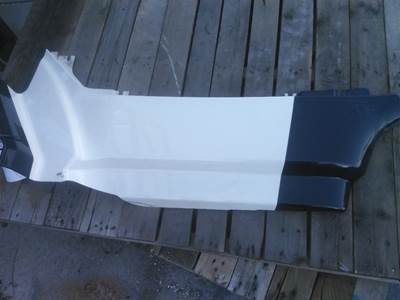 Peterbilt 579 Right Cowl
