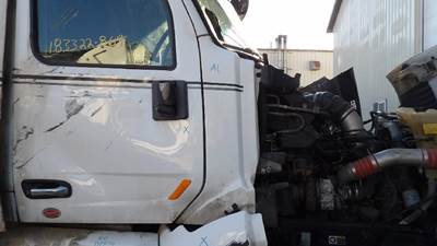 Peterbilt 579 Right Cowl