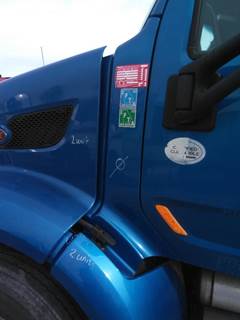 Peterbilt 579 Left Cowl