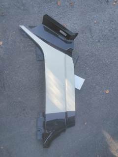 Peterbilt 579 Left Cowl