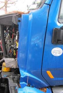 Peterbilt 579 Left Cowl