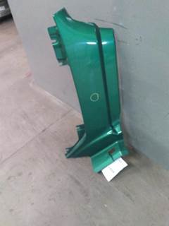 Peterbilt 579 Right Cowl