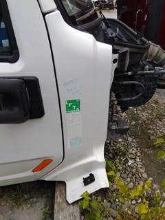 Peterbilt 579 Right Cowl