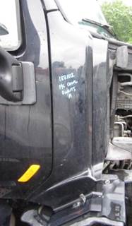 Peterbilt 579 Right Cowl