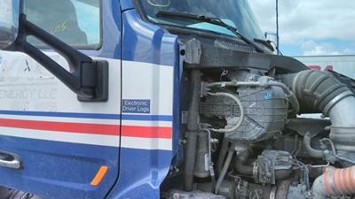 Peterbilt 579 Right Cowl